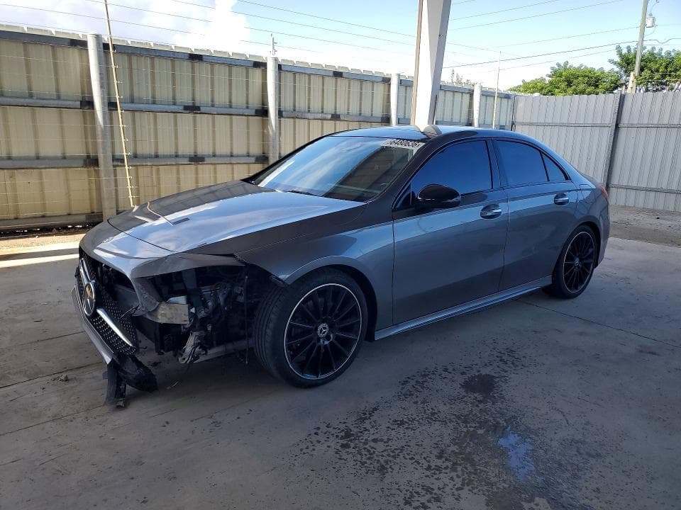 2019 MERCEDES-BENZ A 220