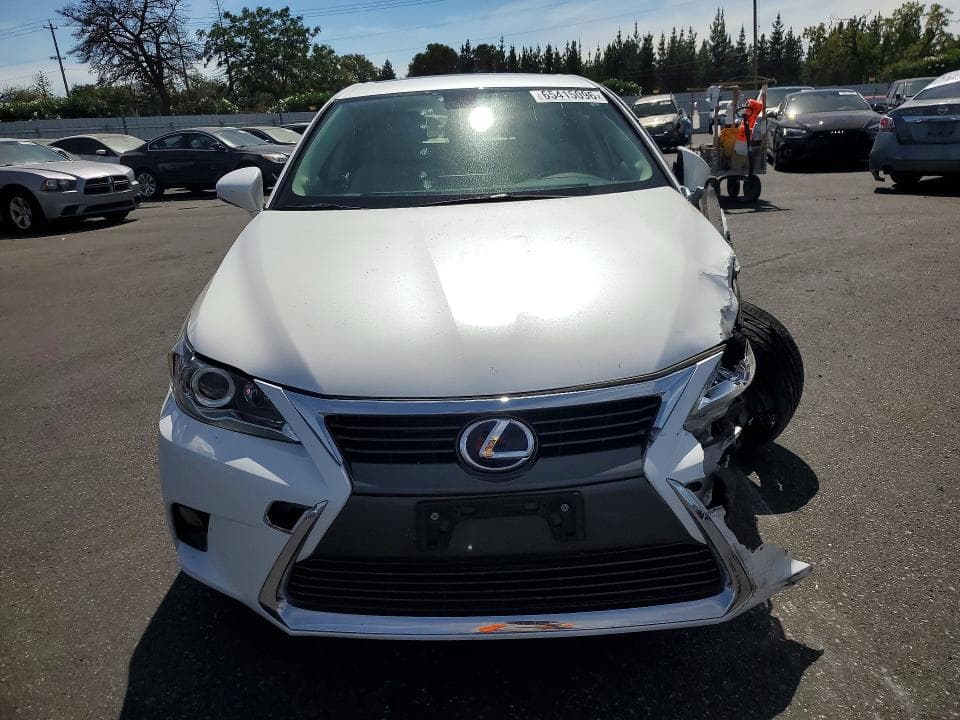 2017 LEXUS CT 200 5