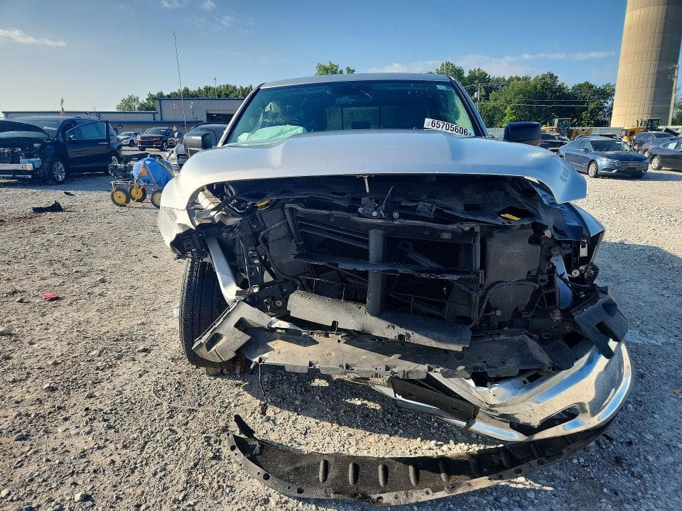 2017 RAM 1500 SLT 5