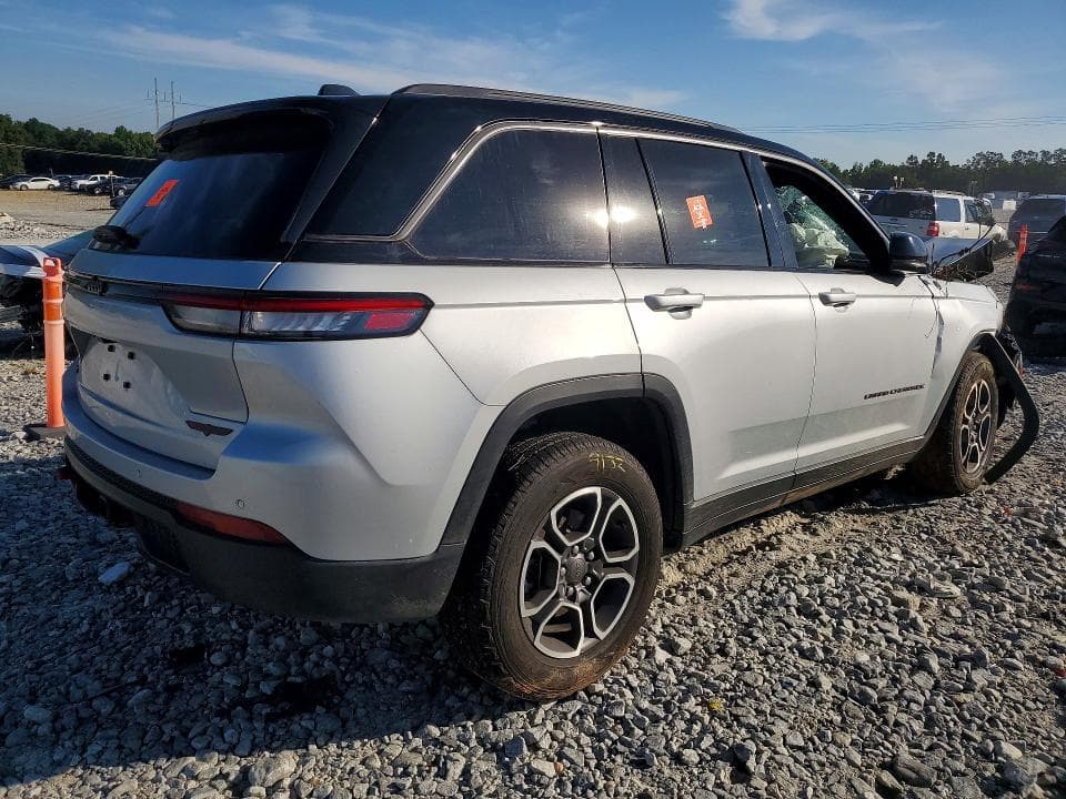 2022 JEEP GRAND CHEROKEE TRAILHAWK 3
