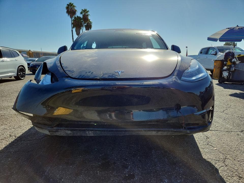 2023 TESLA MODEL Y 5