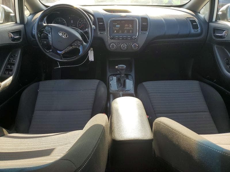 2018 KIA FORTE S 8
