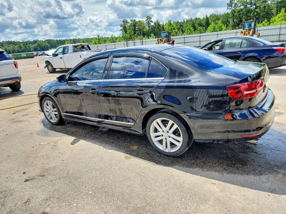 2017 VOLKSWAGEN JETTA SEL 2
