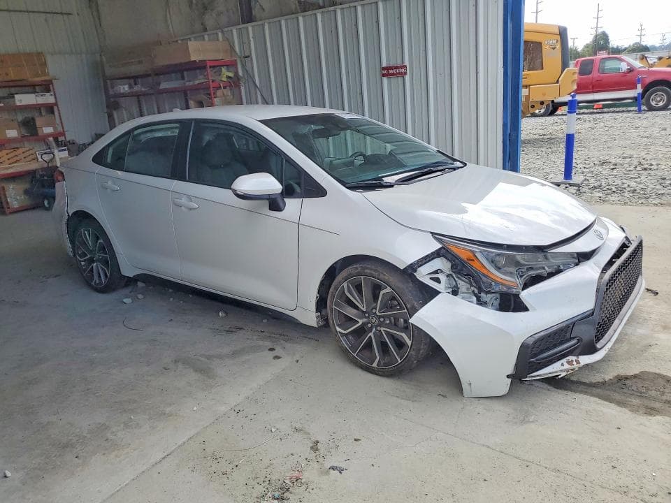 2022 TOYOTA COROLLA SE 4