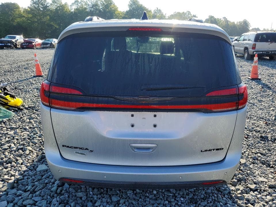 2024 CHRYSLER PACIFICA LIMITED 6