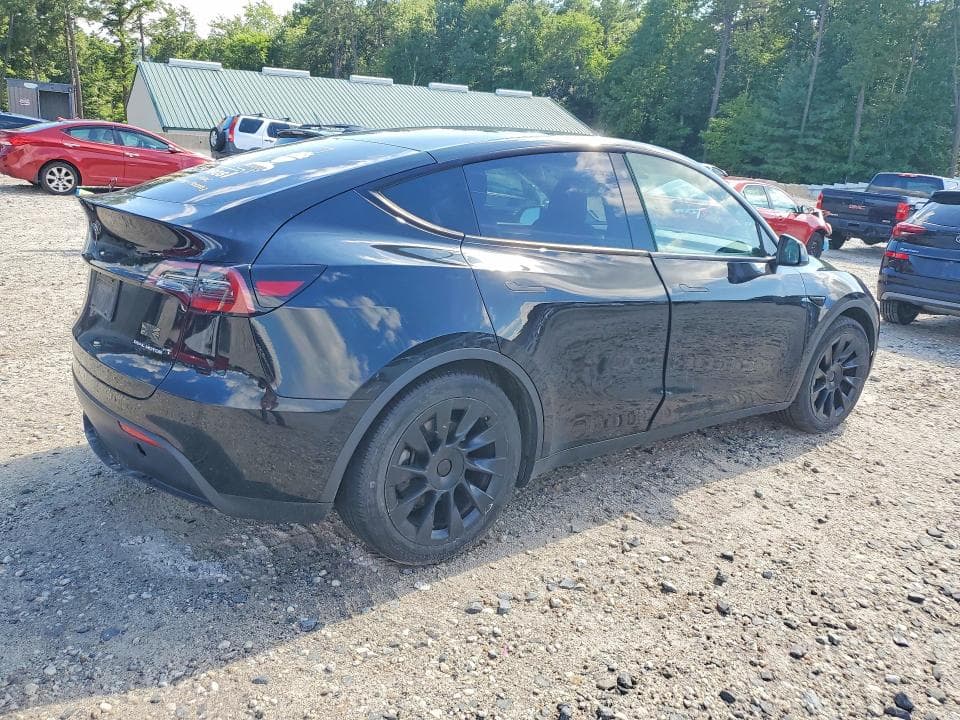 2023 TESLA MODEL Y 6