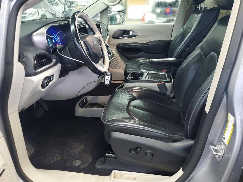 2018 CHRYSLER PACIFICA HYBRID LIMITED 7