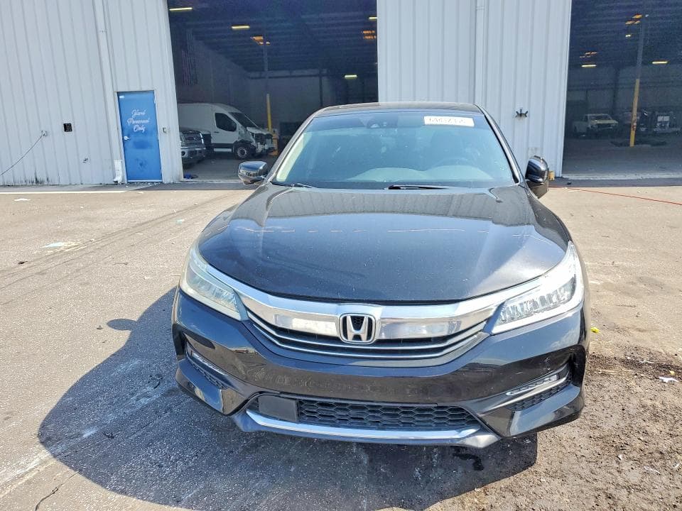 2017 HONDA ACCORD TOURING 5