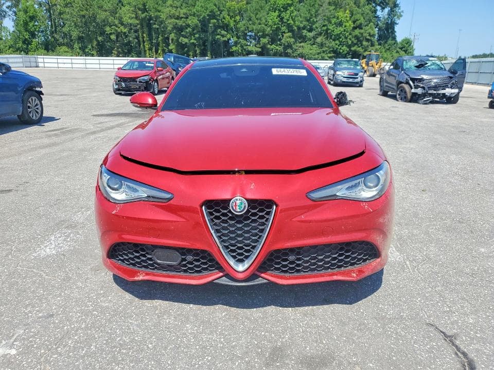 2017 ALFA ROMEO GIULIA TI 5
