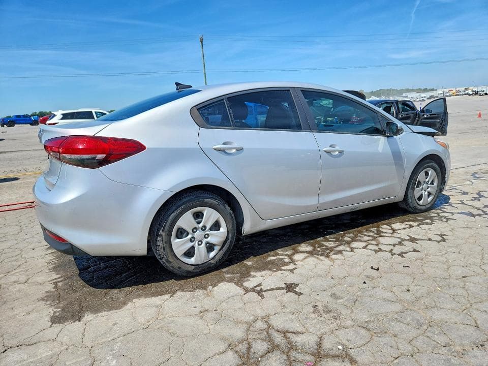2018 KIA FORTE LX 3