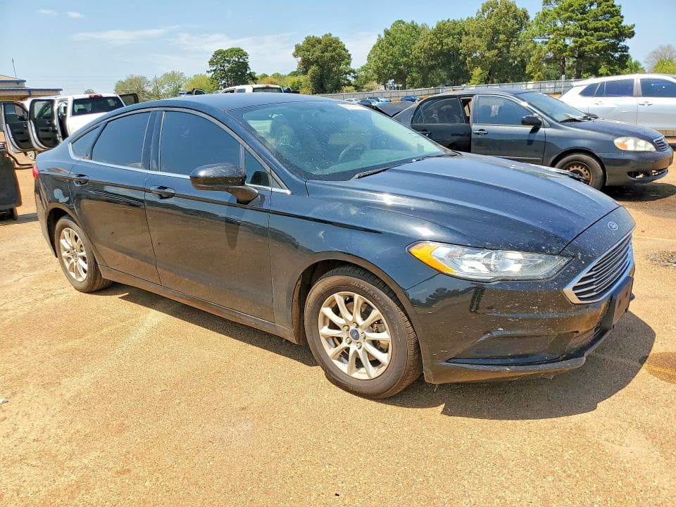 2018 FORD FUSION S 4