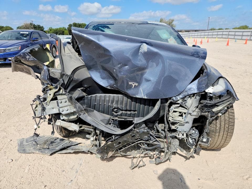 2022 TESLA MODEL 3 5