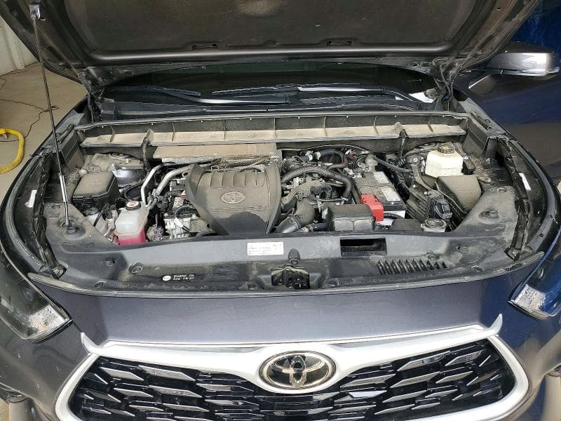 2023 TOYOTA HIGHLANDER LE 12
