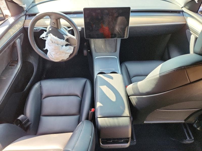 2023 TESLA MODEL Y 8