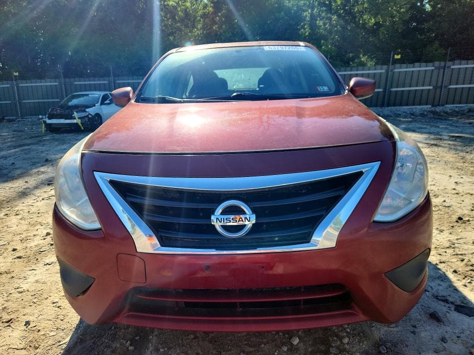 2018 NISSAN VERSA SV 5
