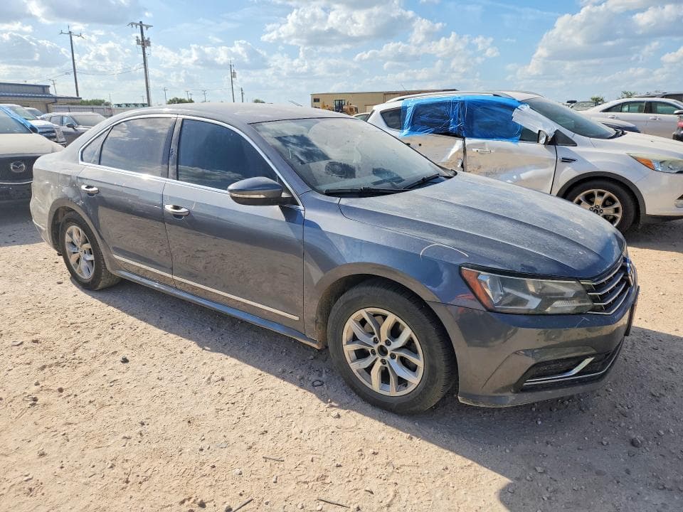2017 VOLKSWAGEN PASSAT S 4