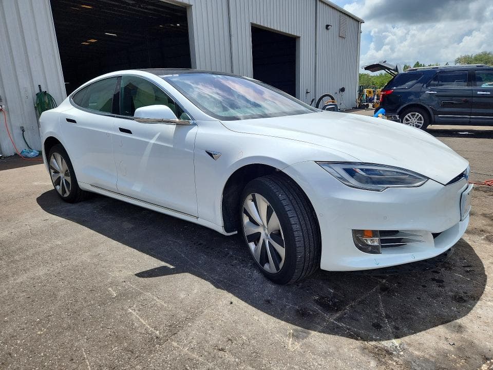 2020 TESLA MODEL S 4
