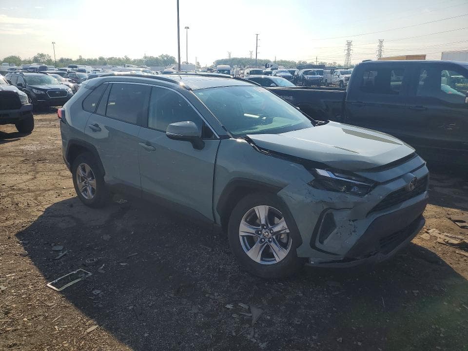 2022 TOYOTA RAV4 XLE 4