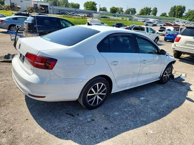 2017 VOLKSWAGEN JETTA SE 3