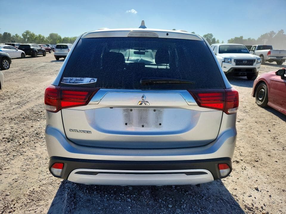 2020 MITSUBISHI OUTLANDER ES 6