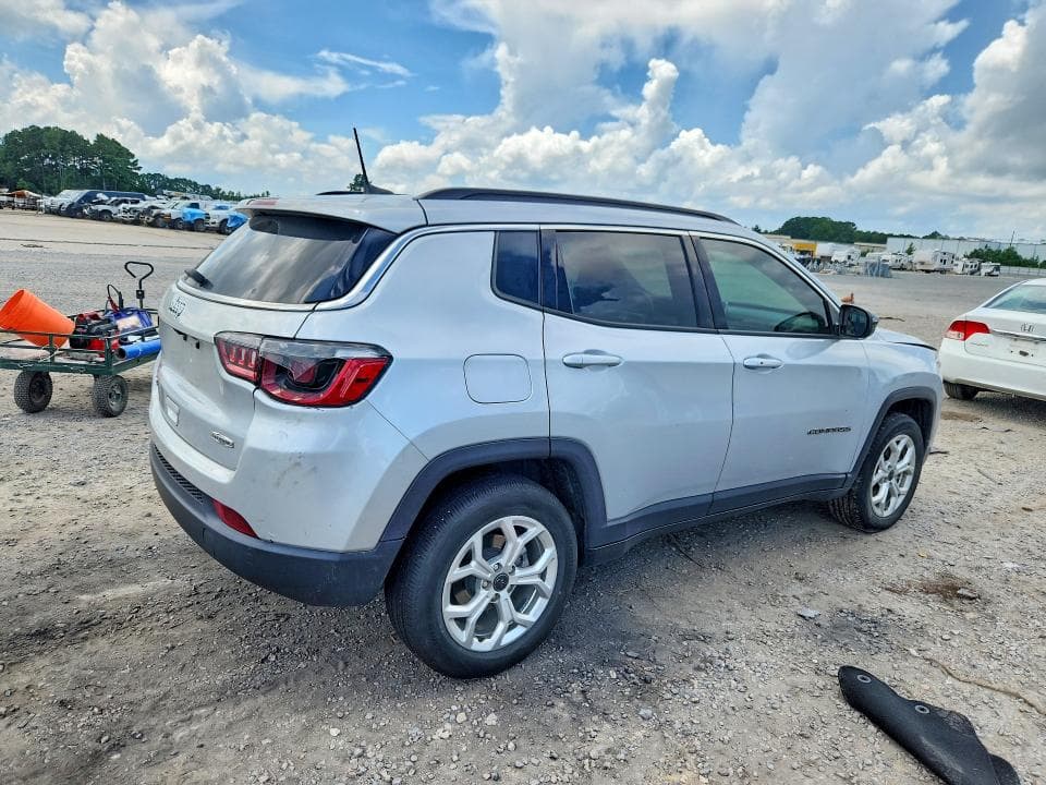 2025 JEEP COMPASS LATITUDE 3
