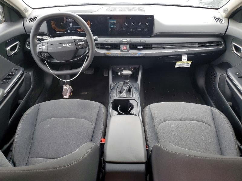 2025 KIA K4 LXS 8