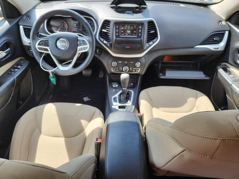 2017 JEEP CHEROKEE LATITUDE 8