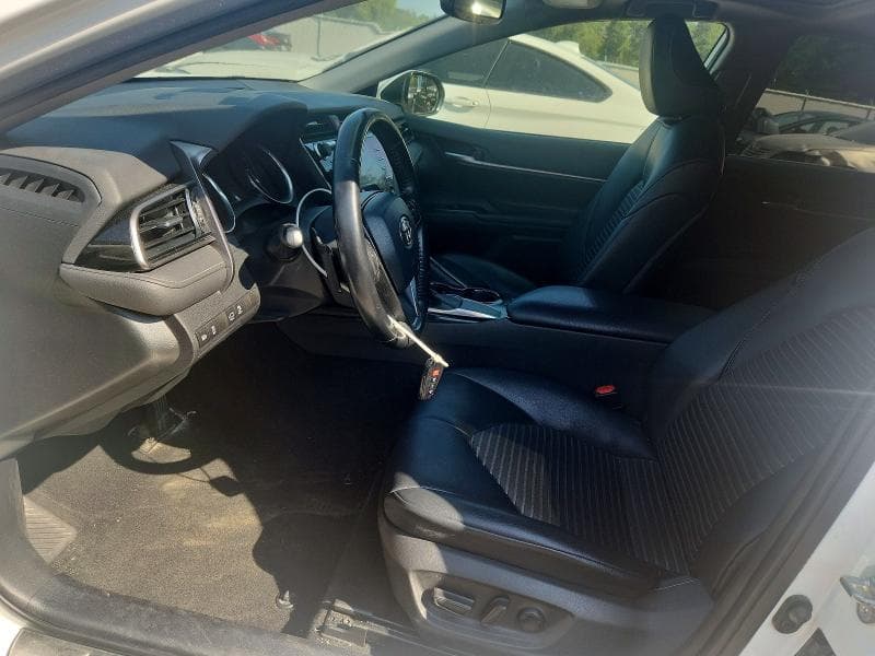 2020 TOYOTA CAMRY SE 7