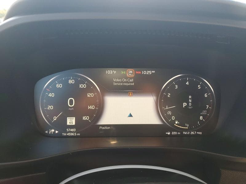 2022 VOLVO XC40 T5 MOMENTUM 9