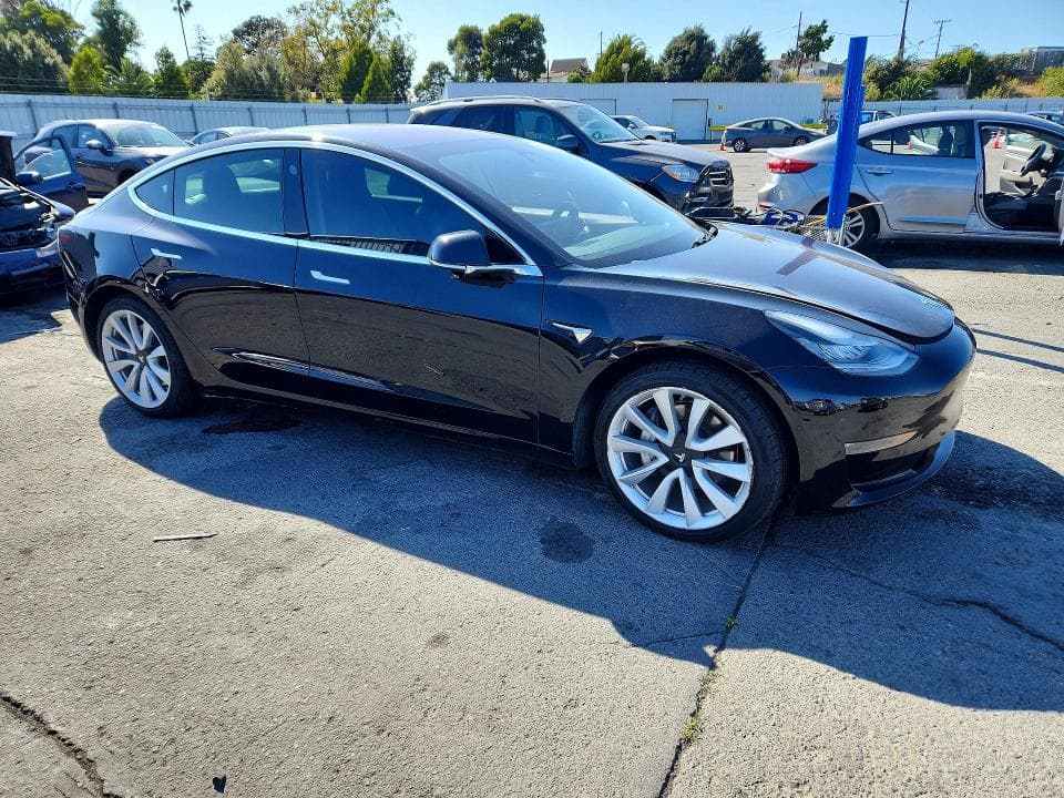2019 TESLA MODEL 3 4