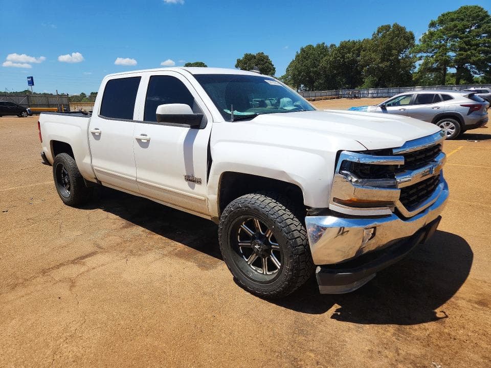 2017 CHEVROLET SILVERADO C1500 LT 4