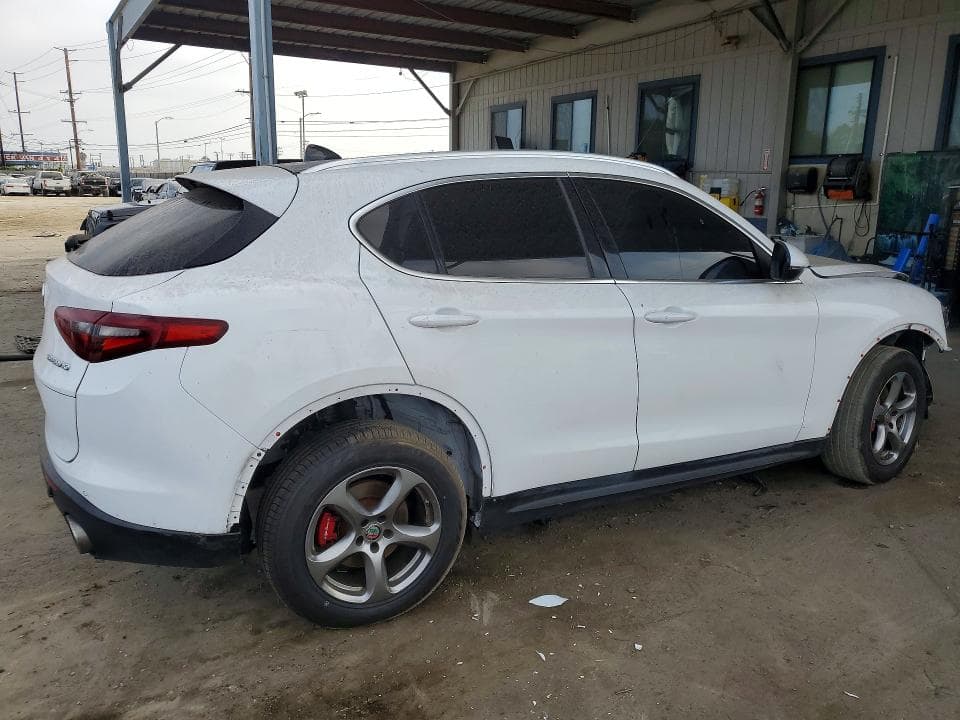 2019 ALFA ROMEO STELVIO 3