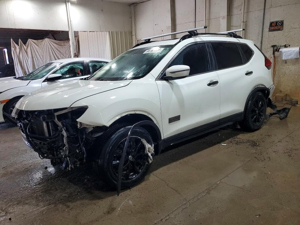 2017 NISSAN ROGUE SV - 1