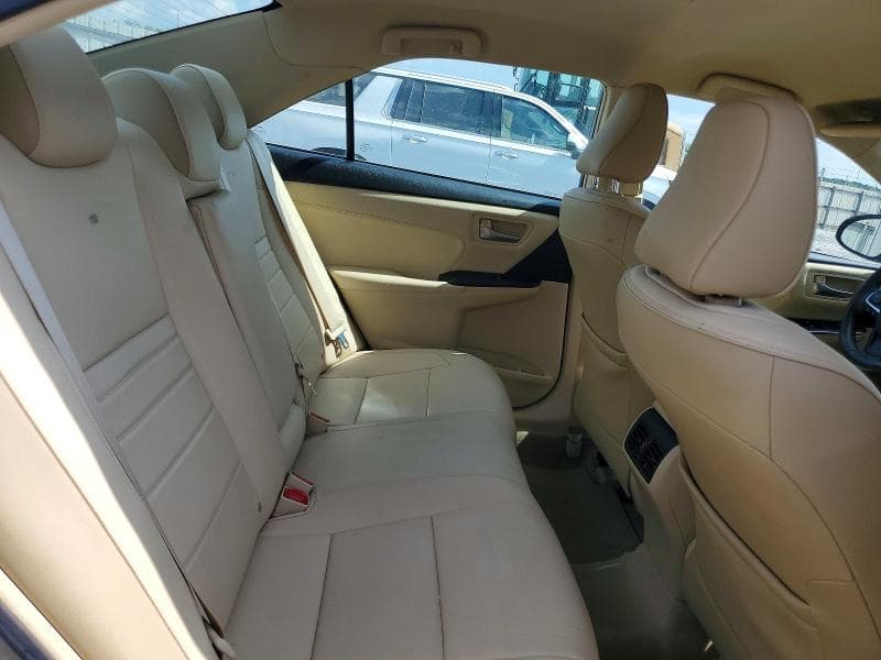 2017 TOYOTA CAMRY XLE 10