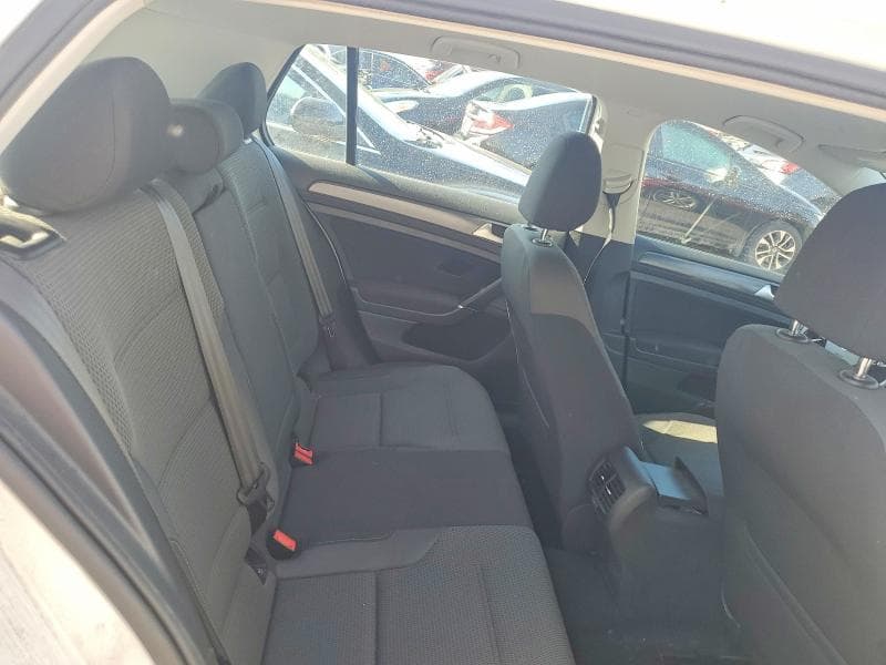 2017 VOLKSWAGEN E-GOLF SE 10