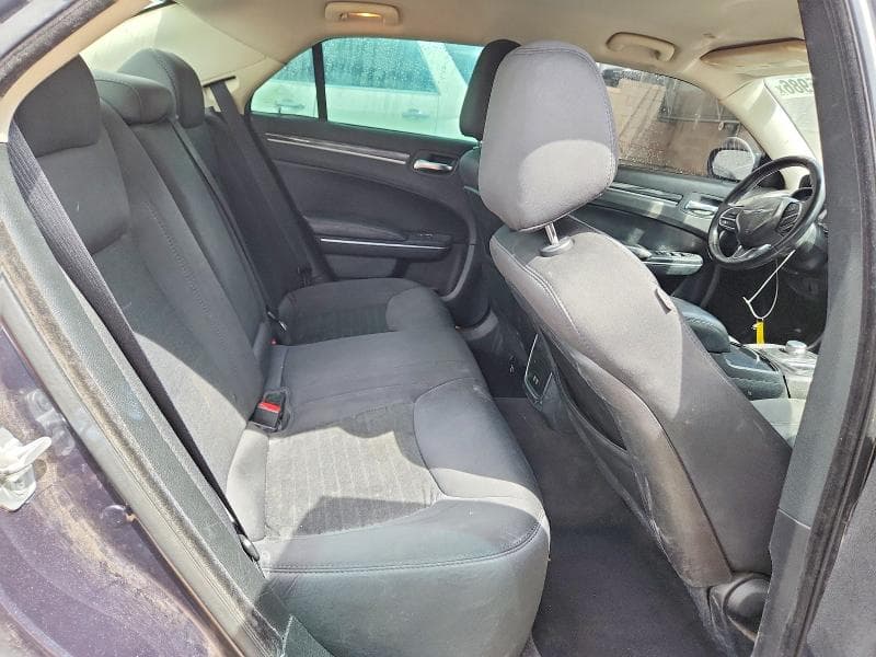 2018 CHRYSLER 300 TOURING 10