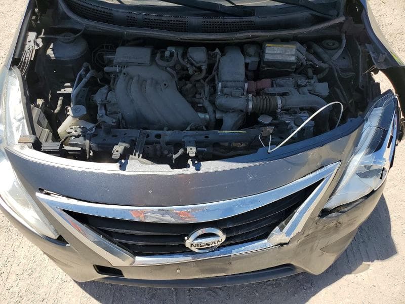 2019 NISSAN VERSA SV 11