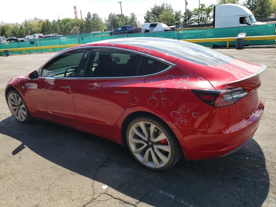 2018 TESLA MODEL 3 2