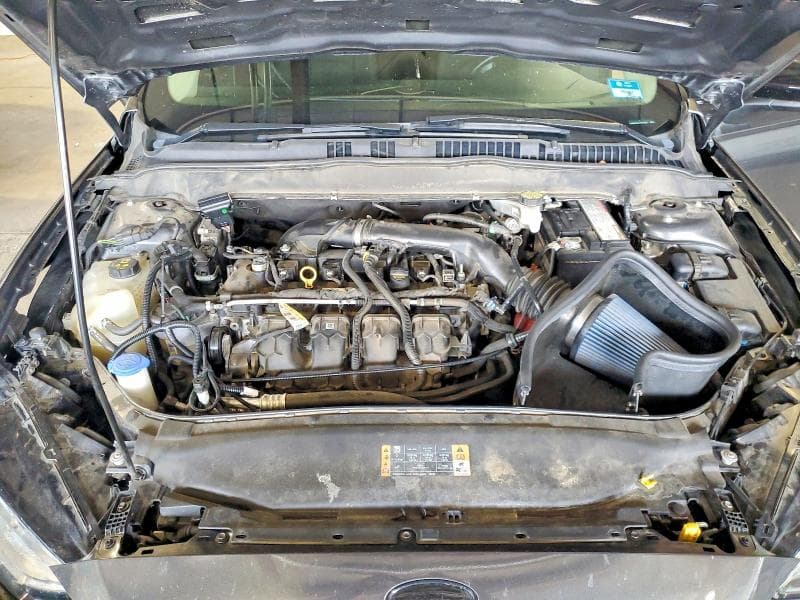 2020 FORD FUSION SE 11