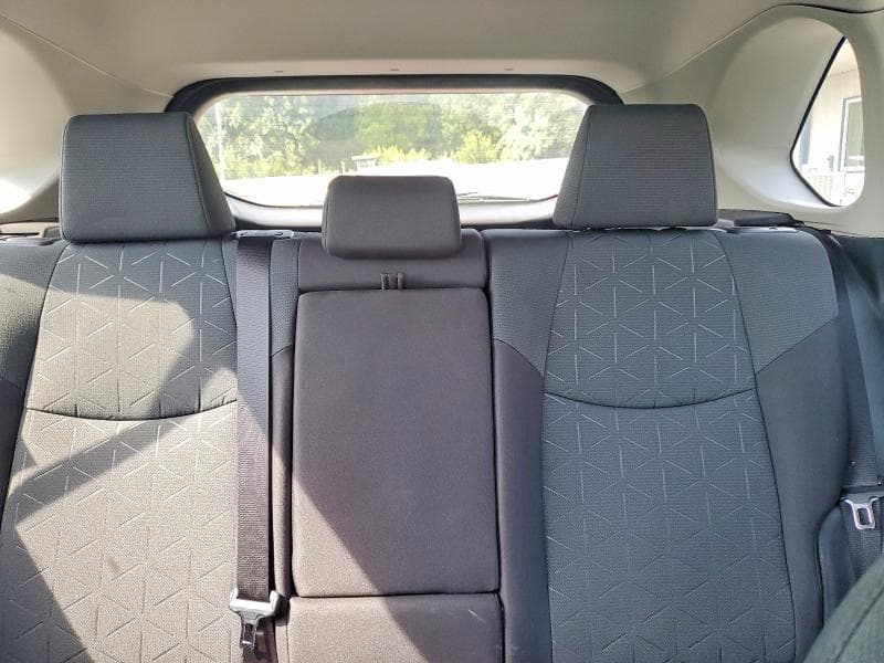 2025 TOYOTA RAV4 XLE 10