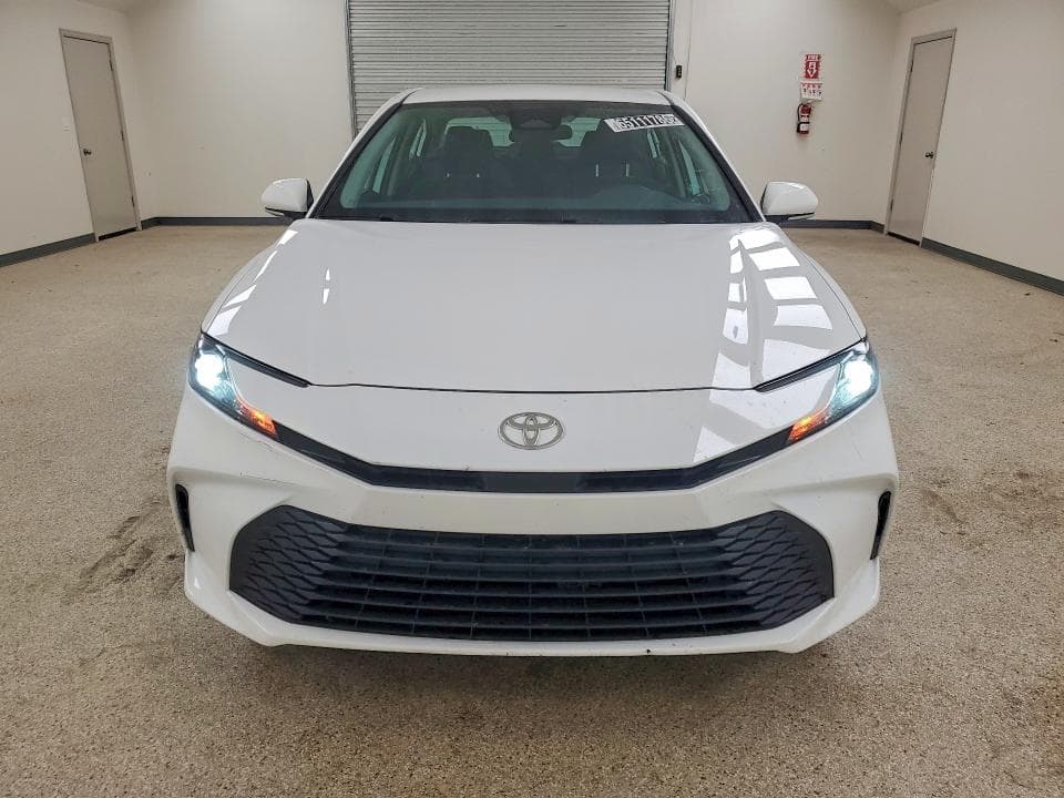 2026 TOYOTA CAMRY LE 5