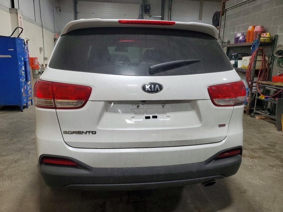 2017 KIA SORENTO LX 6