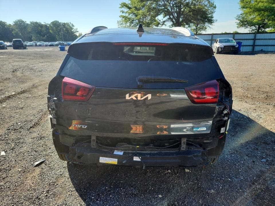 2022 KIA NIRO EV S 6