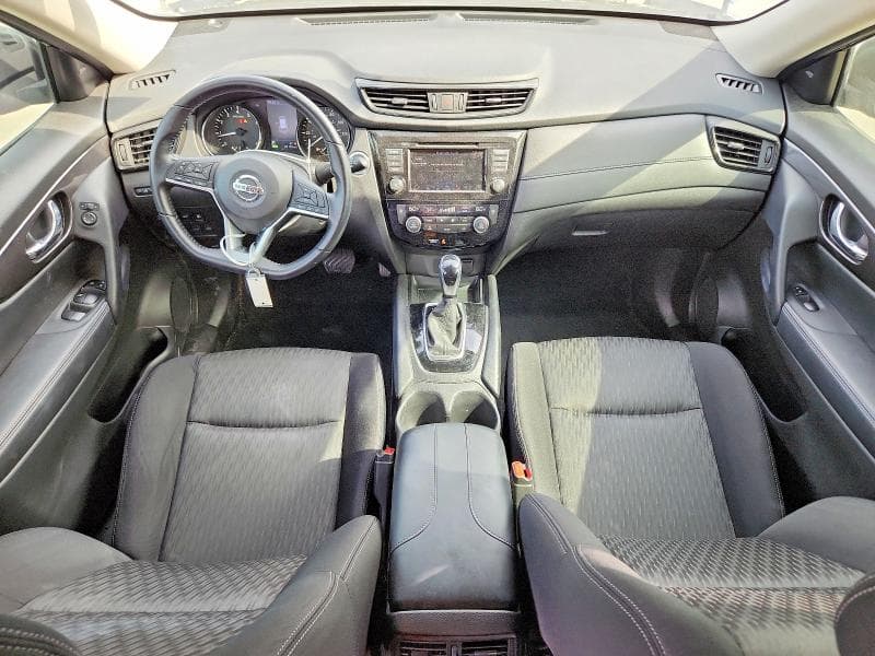 2020 NISSAN ROGUE SV 8