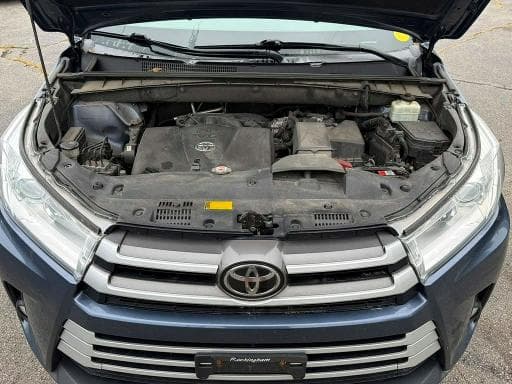 2018 TOYOTA HIGHLANDER XLE 8