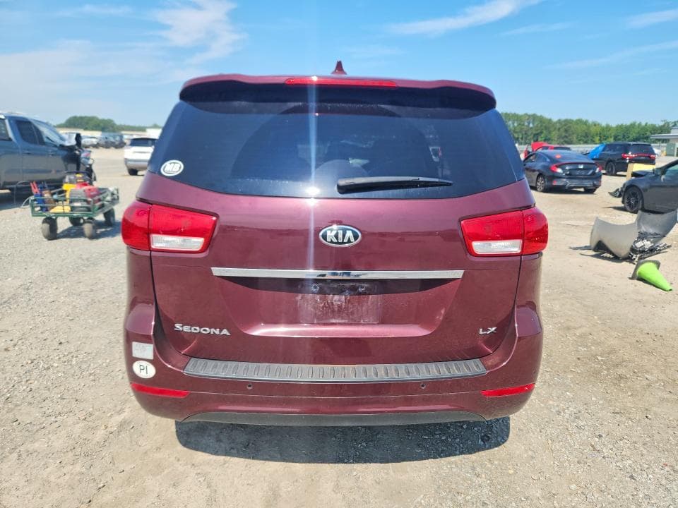2017 KIA SEDONA LX 6