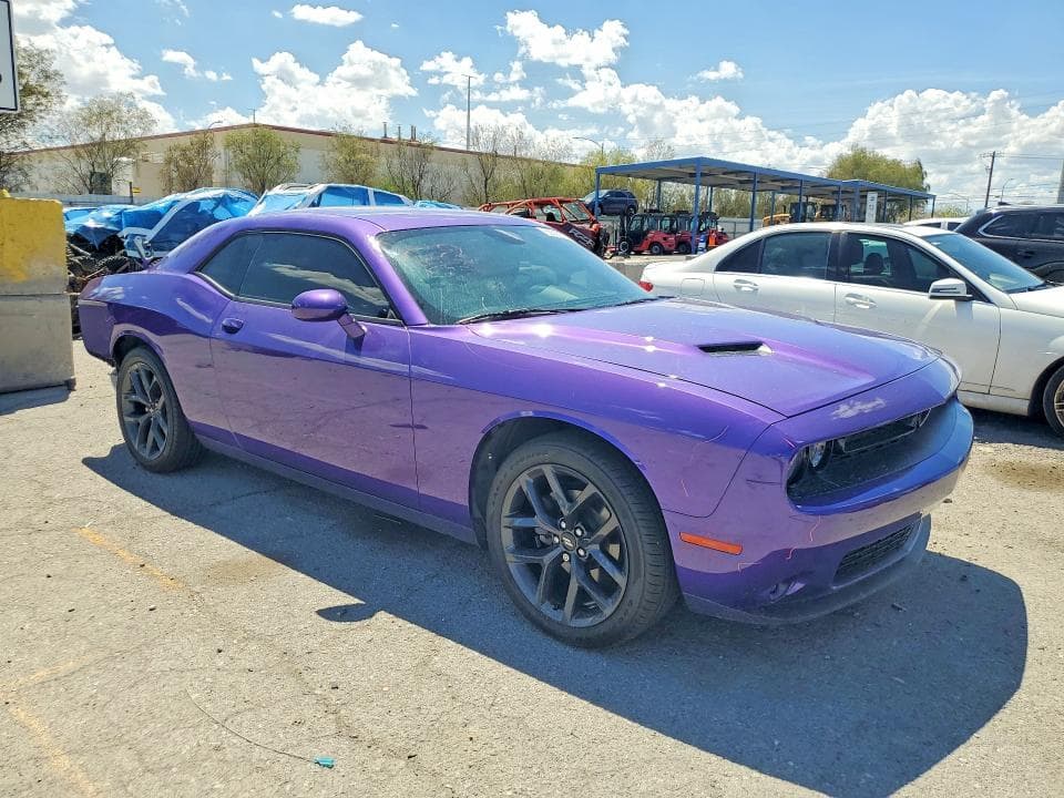 2019 DODGE CHALLENGER SXT 4