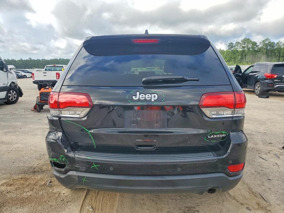 2020 JEEP GRAND CHEROKEE LAREDO 6