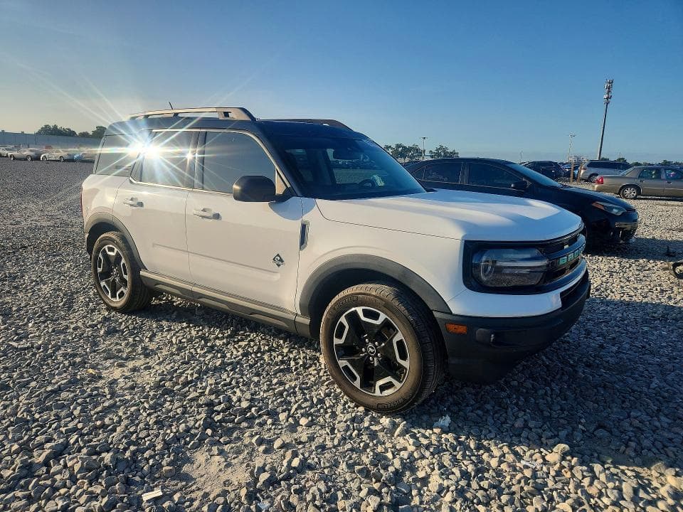 2022 FORD BRONCO SPORT OUTER BANKS 4