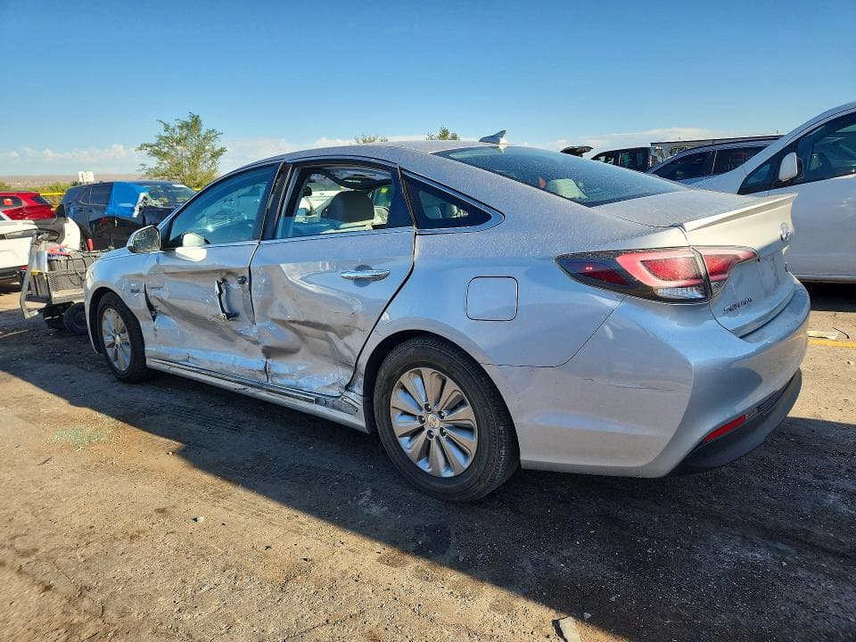 2017 HYUNDAI SONATA HYBRID SE 2